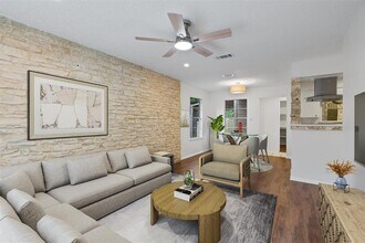 2616 Audubon Pl in Austin, TX - Building Photo - Building Photo