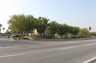 Panorama Park Apartments in Bakersfield, CA - Building Photo - Building Photo