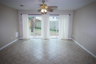 1401 E Red Cedar Cir in Spring, TX - Building Photo - Building Photo