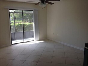 2303 N Congress Ave in Boynton Beach, FL - Building Photo - Building Photo