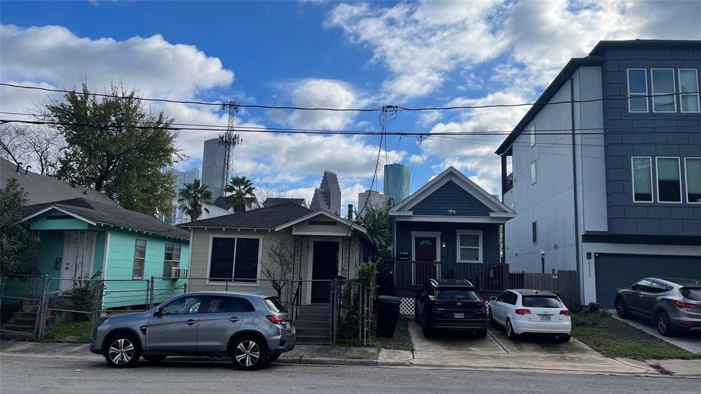 1107 Edwards St Photo