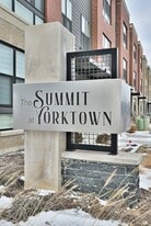 332 Summit Cir in Lombard, IL - Building Photo