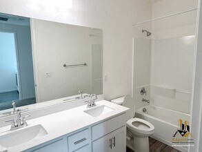 2939 Limoges Walk in Sacramento, CA - Building Photo - Building Photo