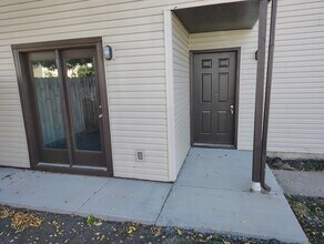 2616 19th Ave W in Williston, ND - Building Photo - Building Photo