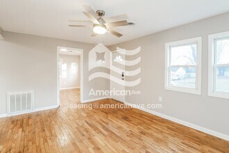 5220 NE 46th Terrace in Kansas City, MO - Building Photo - Building Photo