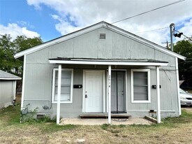 2614 Sol Wilson Ave in Austin, TX - Building Photo