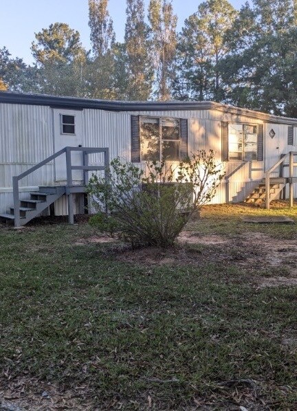 51 Walker Holmes Rd in Sylacauga, AL - Building Photo