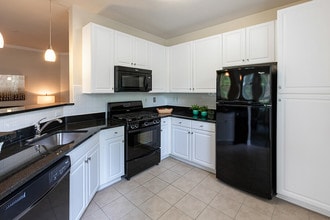 The Montgomery Apartments in Bethesda, MD - Building Photo - Interior Photo