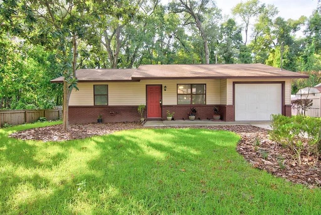 11907 NW 147 Pl in Alachua, FL - Building Photo