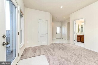 43322 Novi Terrace in Ashburn, VA - Building Photo - Building Photo