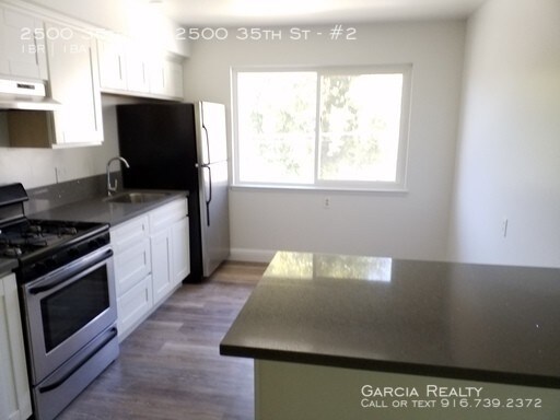 2500 35th St-Unit -#2 in Sacramento, CA - Building Photo - Building Photo