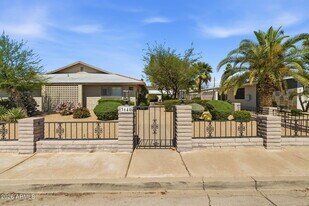 3640 E Montecito Ave in Phoenix, AZ - Building Photo