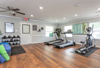 Madison Pines Apartment Homes in Madison, AL - Foto de edificio - Building Photo