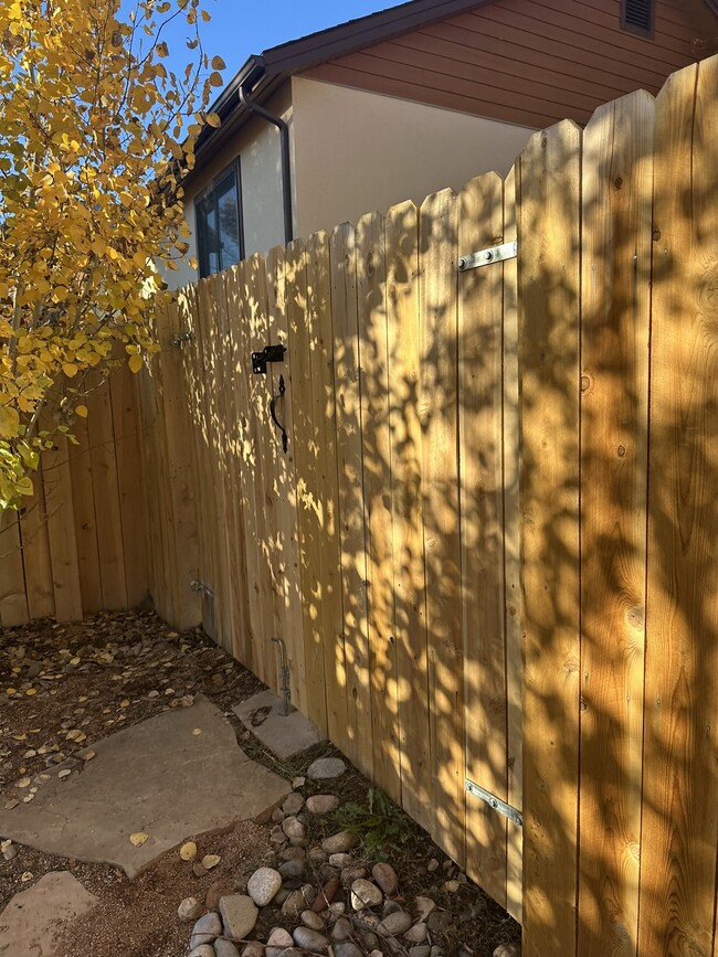 108 Conejo Pl in Durango, CO - Building Photo - Building Photo