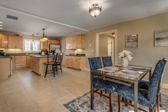 2 Melvin St in Wakefield, MA - Building Photo - Building Photo