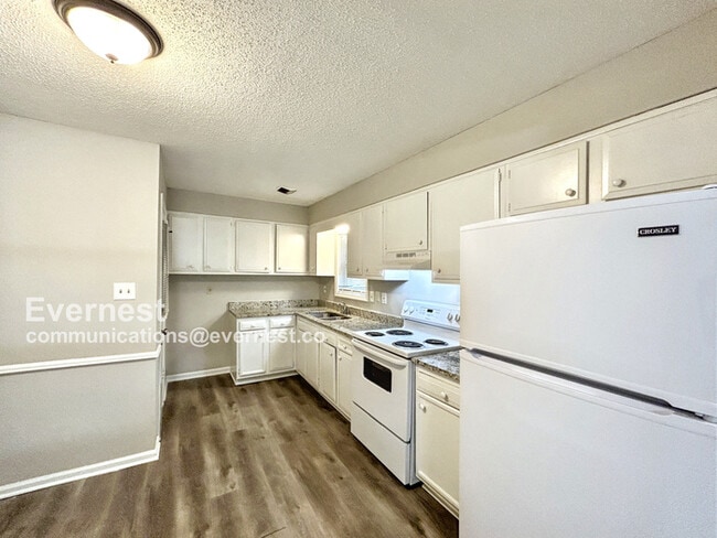 3606 Clearbrook St in Memphis, TN - Building Photo - Building Photo