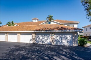3035 Horizon Ln in Naples, FL - Building Photo