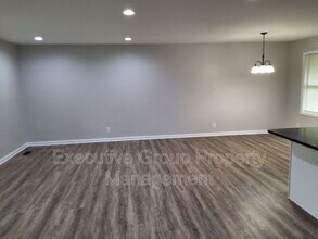 97 Atherton Rd in Radcliff, KY - Building Photo - Building Photo