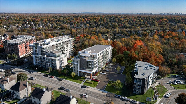 Le Monroe 1-2 in Blainville, QC - Building Photo - Building Photo