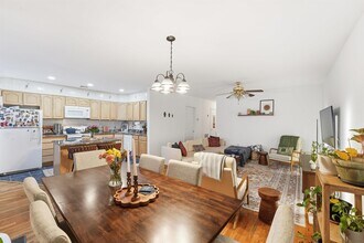 62 Monroe St in Hoboken, NJ - Building Photo - Building Photo