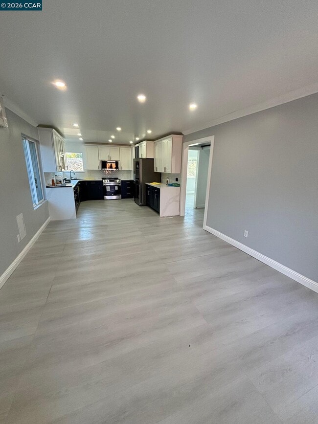 4554 Lakeshore Dr in Santa Clara, CA - Building Photo - Building Photo