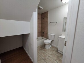 149 Brookridge Dr in Red Bluff, CA - Building Photo - Building Photo
