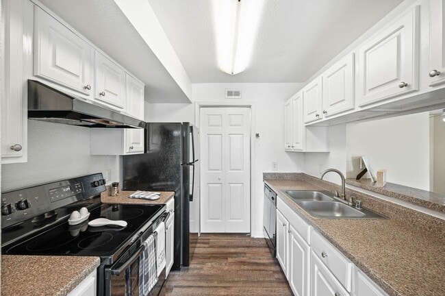College View Apartments