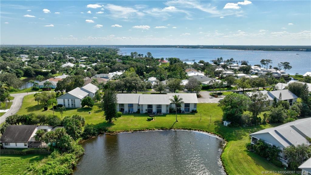 2061 NW 21st Terrace in Stuart, FL - Building Photo