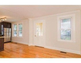 2 Braemore Rd, Unit 1 in Boston, MA - Foto de edificio - Building Photo