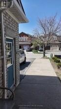 943 Ledbury Crescent in Mississauga, ON - Building Photo - Building Photo