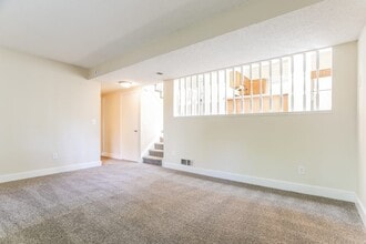 4442 Biscay St in Denver, CO - Building Photo - Building Photo