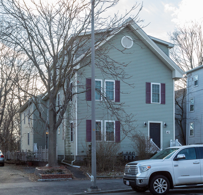 40 Winthrop St in Taunton, MA - Building Photo - Primary Photo