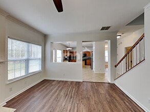 2005 Brook Valley Run in Monroe, NC - Foto de edificio - Building Photo