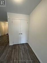 15 Cleveland Cmn in Cambridge, ON - Building Photo - Building Photo