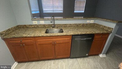 1501 27th St SE in Washington, DC - Building Photo - Building Photo