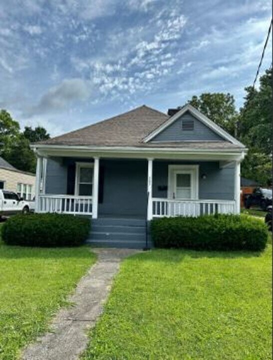 263 E Loudon Ave in Lexington, KY - Building Photo