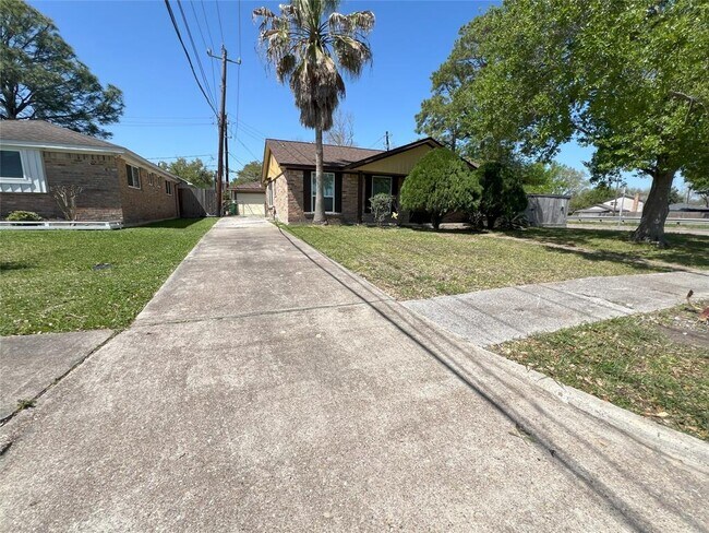 property at 10827 Sageorchard Ln