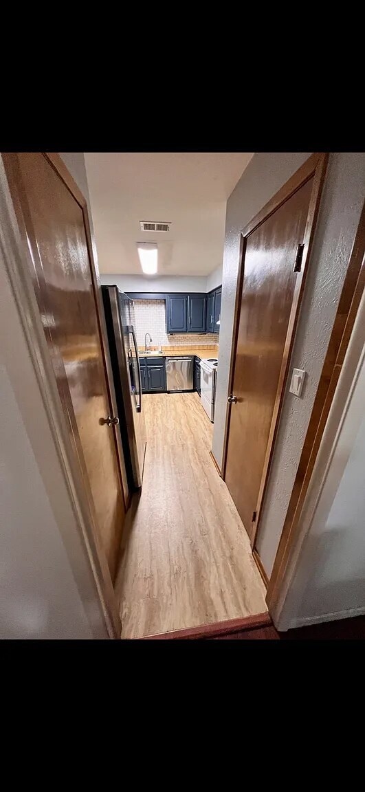 356 Park Brook Dr in Dallas, TX - Building Photo - Building Photo