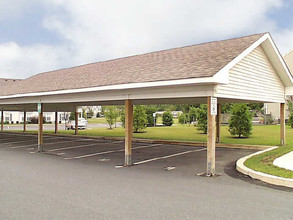 The Apartments at Olde Towne in Allentown, PA - Foto de edificio - Building Photo