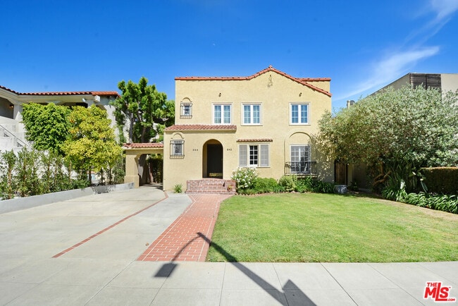 property at 942 Croft Ave