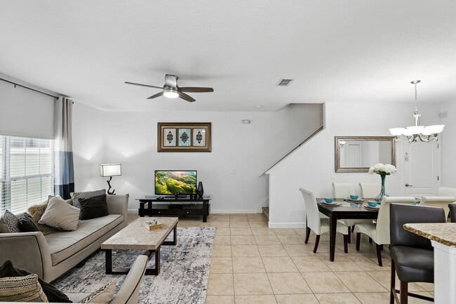 8949 Bismarck Palm Rd