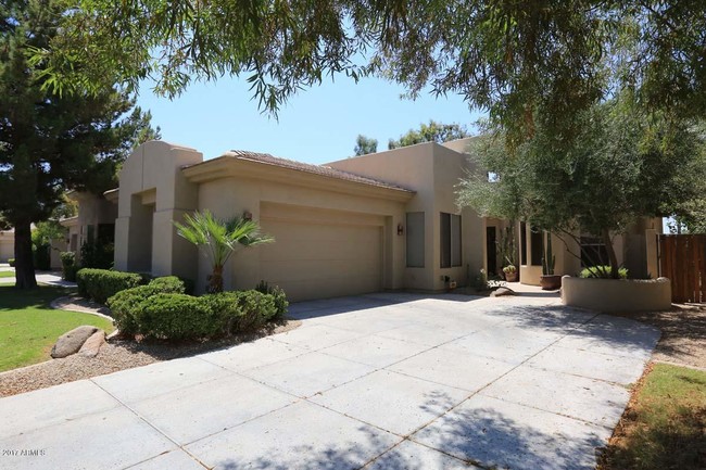 property at 7371 E Vaquero Dr