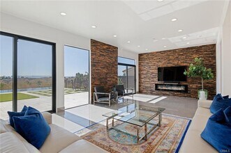 17764 Sidwell St in Los Angeles, CA - Building Photo - Building Photo