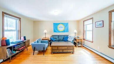 80 Sciarappa St, Unit 1 in Cambridge, MA - Building Photo - Building Photo
