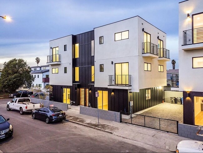 5513 Glennie Ln in Los Angeles, CA - Building Photo - Building Photo