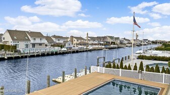 149 Squan Beach Dr in Mantoloking, NJ - Building Photo