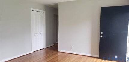 2318 Leah Rd in Richmond, VA - Foto de edificio - Building Photo