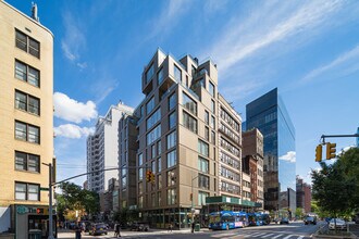 71 4th Avenue in New York, NY - Building Photo - Building Photo