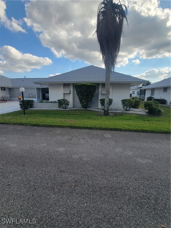 359 Westpark Rd in Lehigh Acres, FL - Building Photo - Building Photo