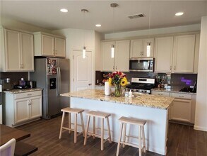 17310 Alturas Ave in Pflugerville, TX - Foto de edificio - Building Photo